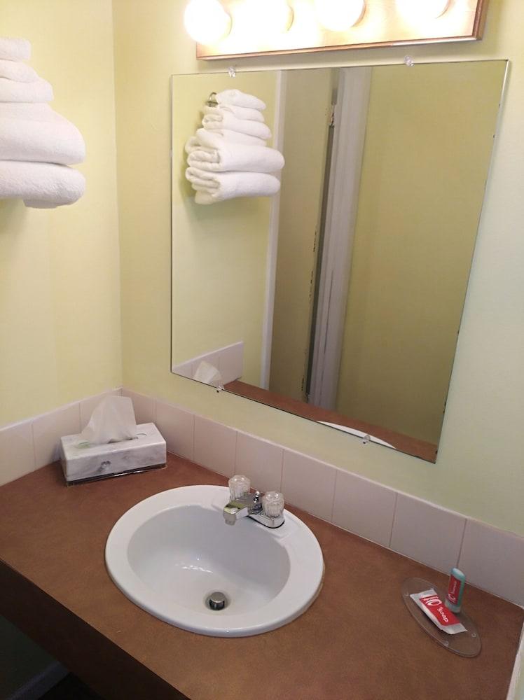 Econo Lodge Hornell Esterno foto